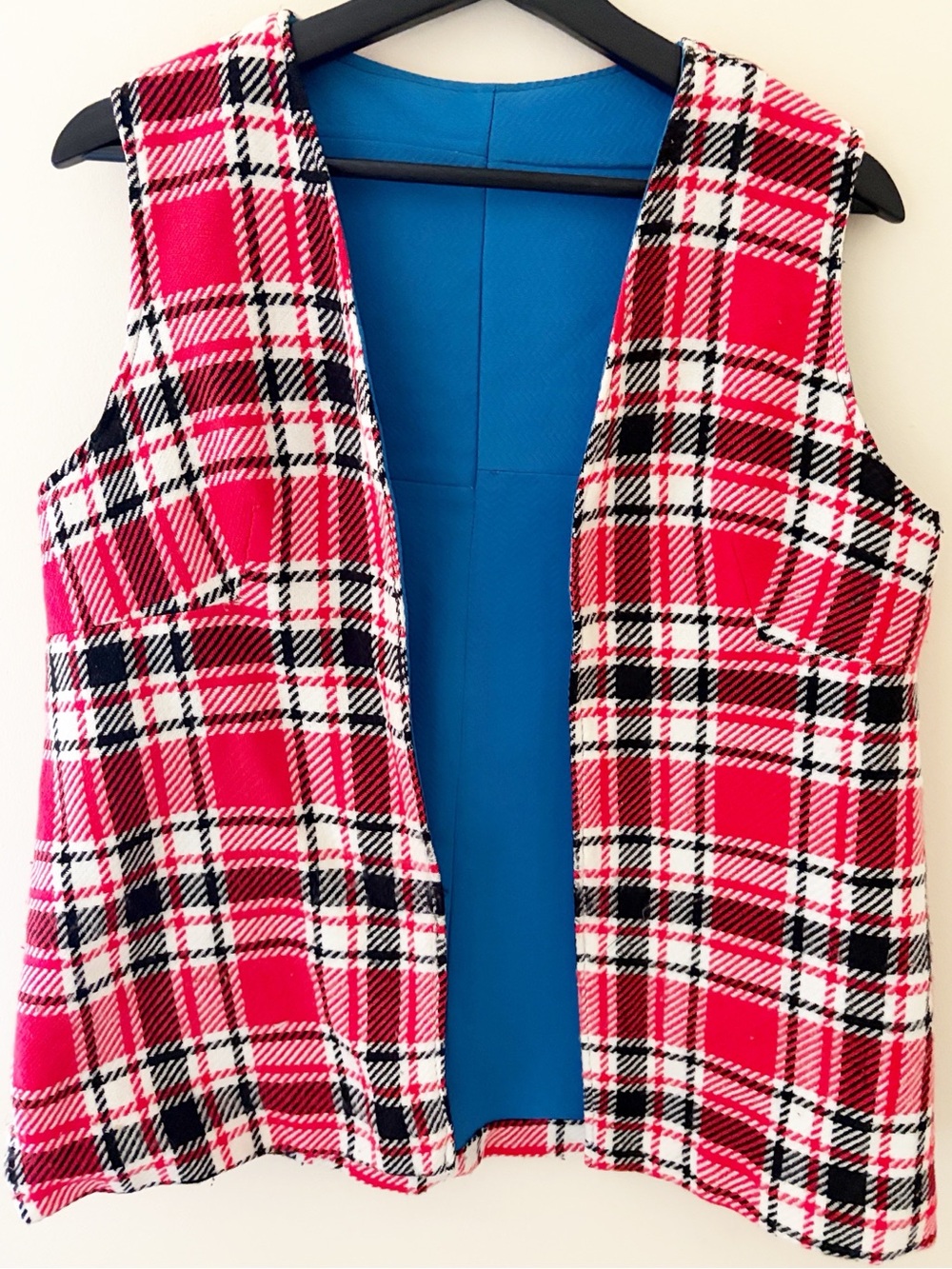 Vintage handmade Red Plaid Sleeveless Coatigan vest